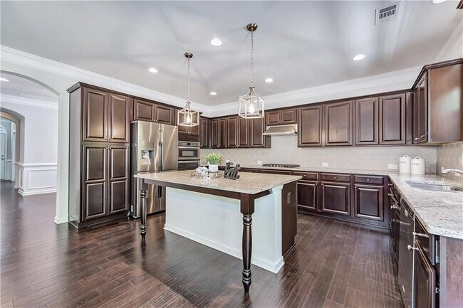 Building Photo - 850 Grove Valley Dr