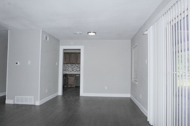 Building Photo - 6713 Pecan Park Dr