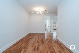 Building Photo - 3 bedroom in BROOKLYN NY 11218