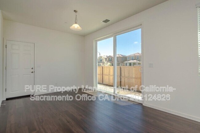 Building Photo - 3192 Mabry Dr