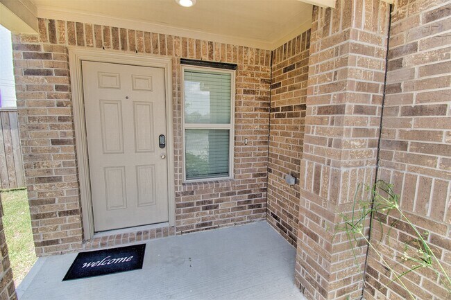 Building Photo - 4207 Palmetto Grv Ln