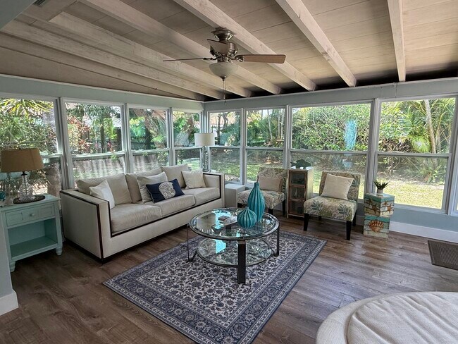 Building Photo - 655 Kingfish Pl