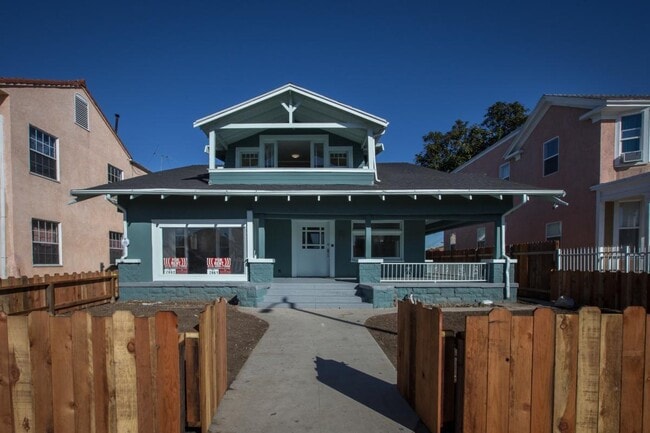 Upstairs Unit for Rent of Duplex - 1075 1/2 Leighton Ave.