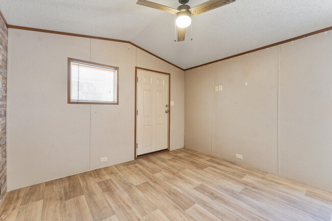 Building Photo - 720 Pritchett Ln