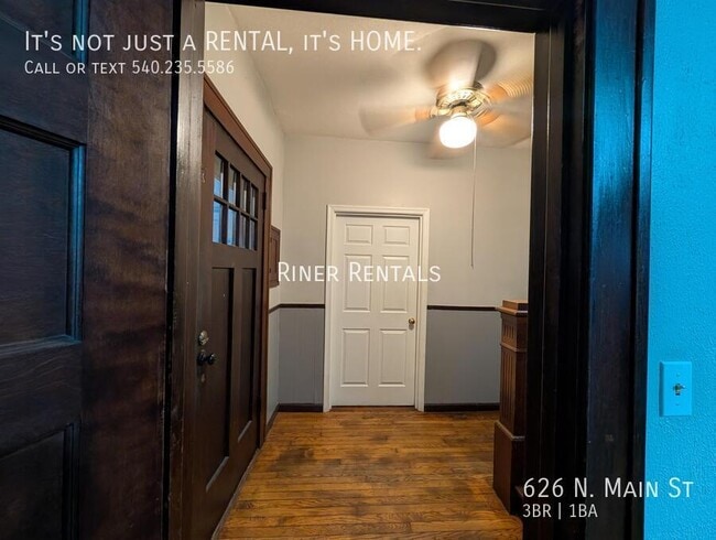 Building Photo - 626 N Main St