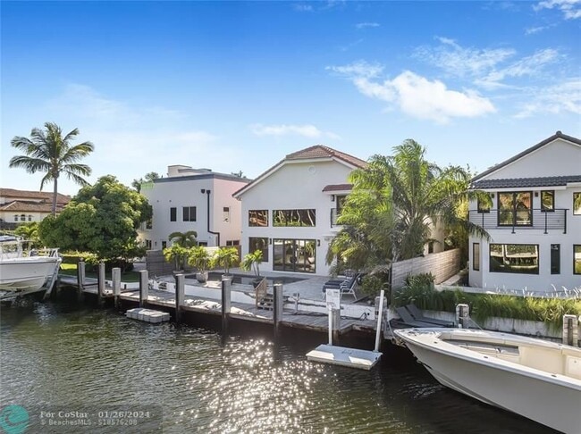 Building Photo - 808 Solar Isle Dr