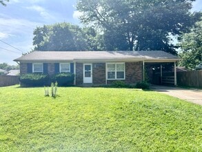 Building Photo - 203 Redbud Dr