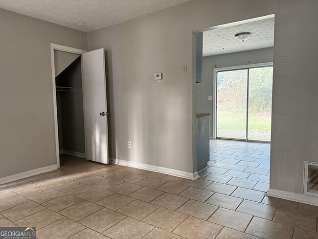 Building Photo - 167 Citation Ct
