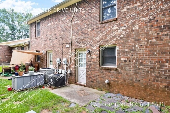 Building Photo - 400 Trailblazer Dr