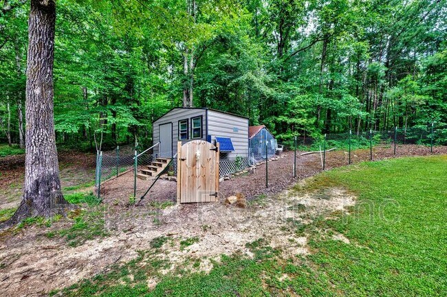 Building Photo - 2275 Blackjack Rd
