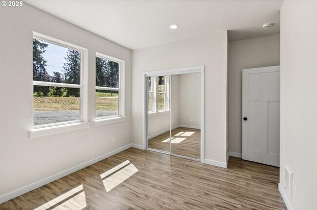 Building Photo - 85152 Winding Way