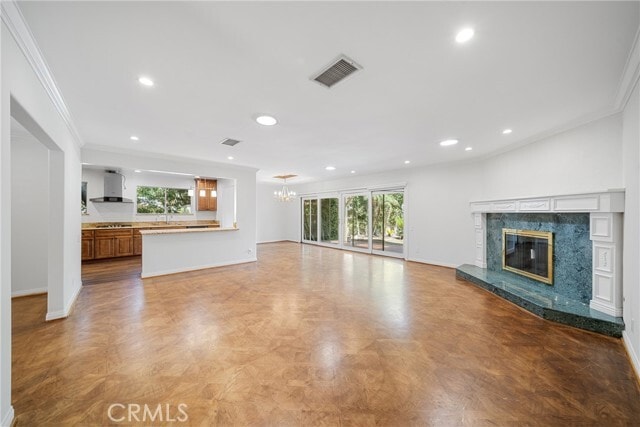 Building Photo - 4542 Collett Ave
