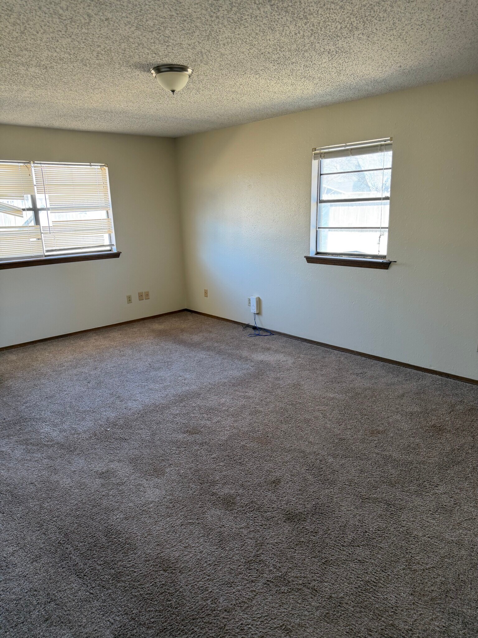 Building Photo - 4424 Ridgecrest Cir