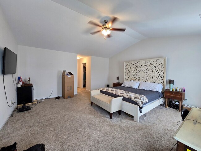 Building Photo - 165 Whitetail Cir