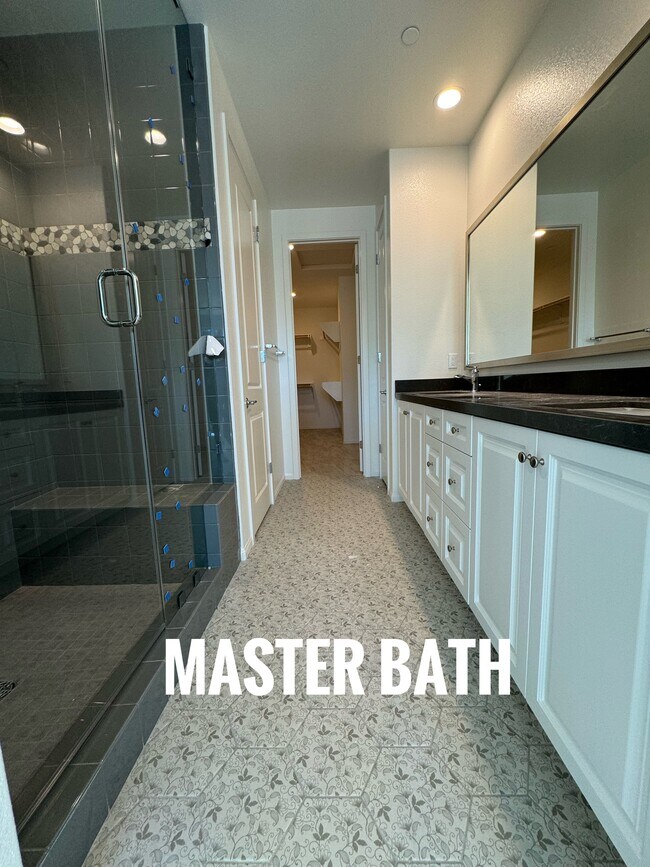 Building Photo - 51660 Whiptail Dr