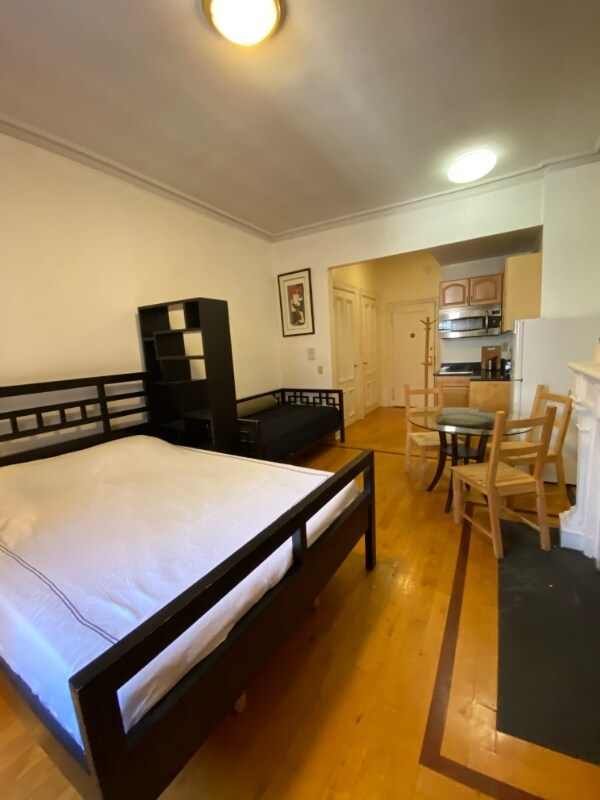 Building Photo - 238 Madison Ave