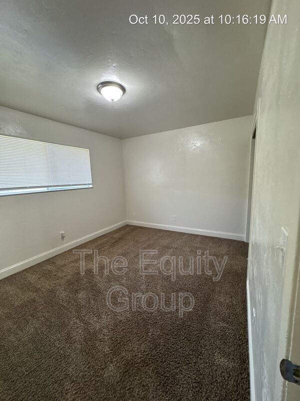 Building Photo - 5322 Avenue 280