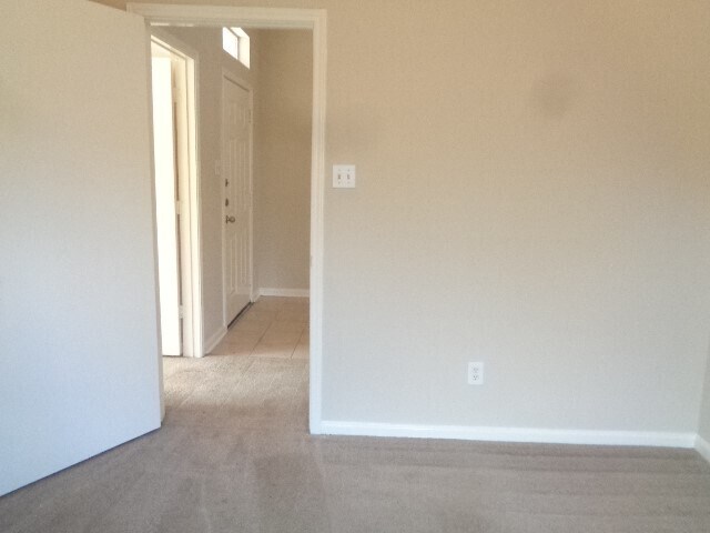 Building Photo - 446 N Compass Rose Cir