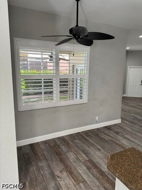Building Photo - 9139 Spring Mountain Way
