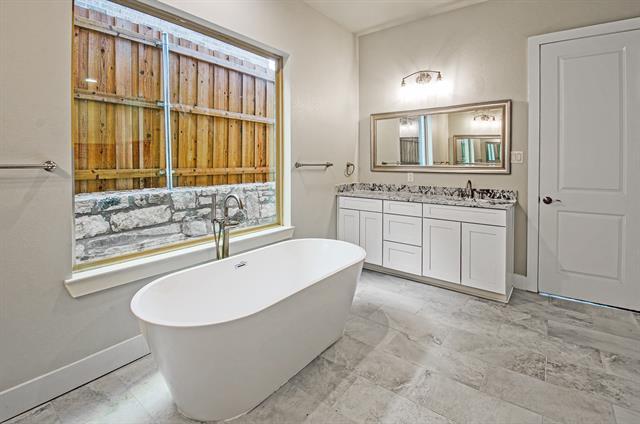 Building Photo - 4500 Bevily Dr