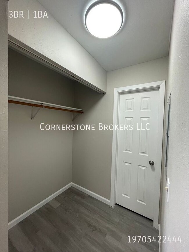 Building Photo - 126 S Curtis-C