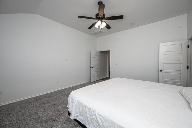 Building Photo - 8516 Gibbs Dr
