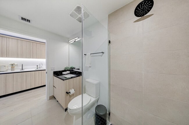 Building Photo - 36 NE 2nd St