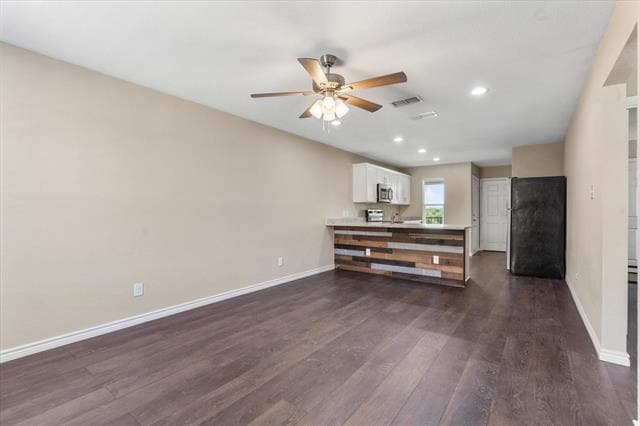 Building Photo - 1406 Courtney Pl