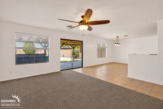 Building Photo - Beautiful 5Bdm 3Ba Home with Loft in the Heart Florence, AZ!