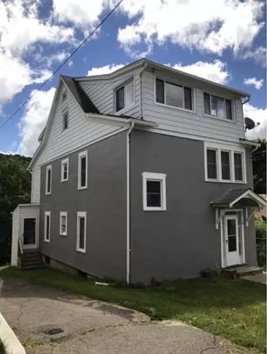 Primary Photo - 72 Virginia Ave