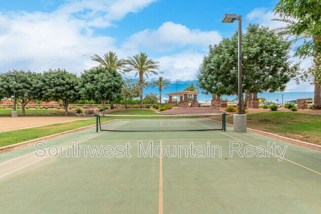 Building Photo - 41540 N Jacaranda Ct