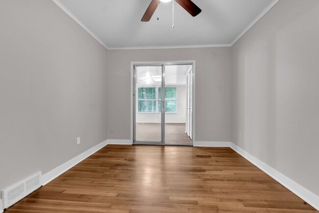 Building Photo - 401 Conwell Rd