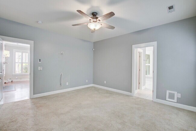 Building Photo - 1811 Luna Ct