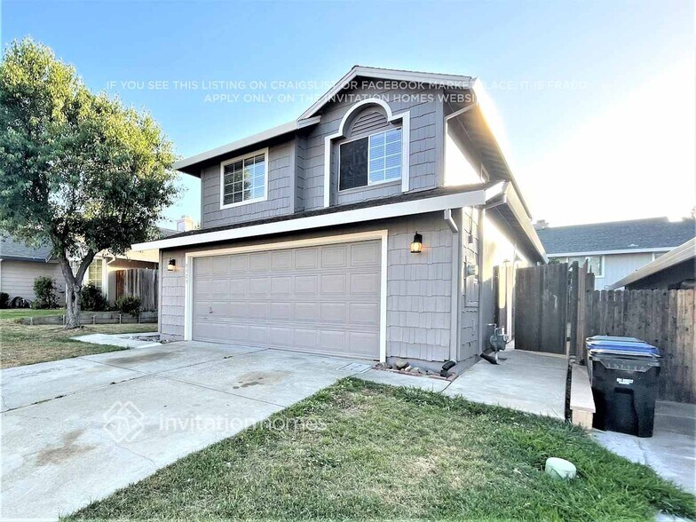 Building Photo - 8323 Lonely Hill Way