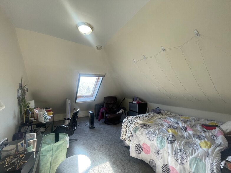 Building Photo - 227 Boston Ave