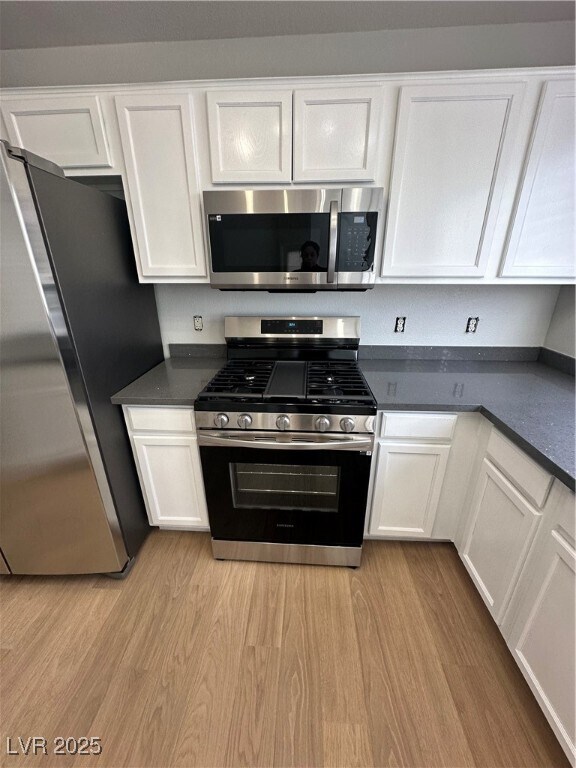 Building Photo - 833 Aspen Peak Loop