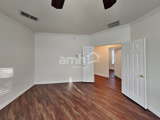 Building Photo - 3208 Timbertrail Ct