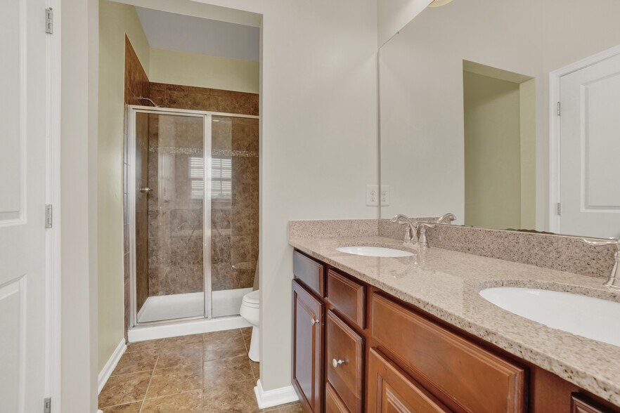 Building Photo - 1269 Elderslie Ln