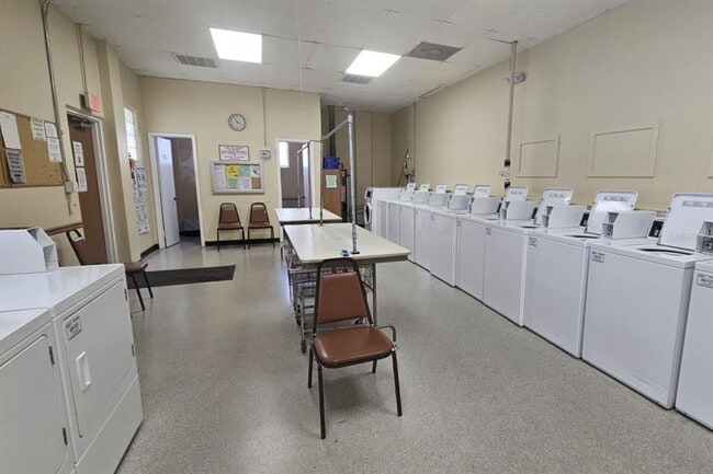 Building Photo - 4358 Tahitian Gardens Cir