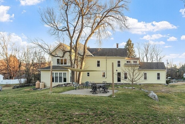 Building Photo - 20 Old Lowell Rd