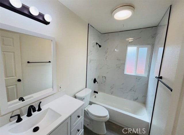 Building Photo - 3928 Everest Ave