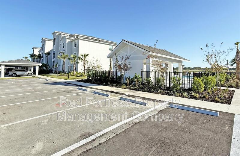 Building Photo - 15275 Grn Acrs Ave