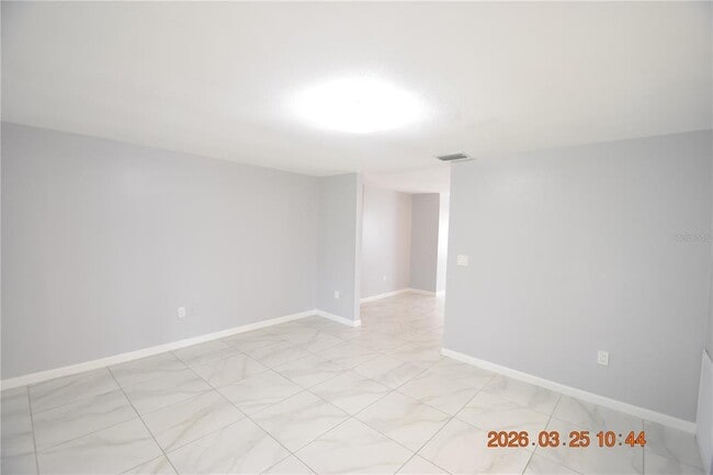 Building Photo - 2600 60th Ave S