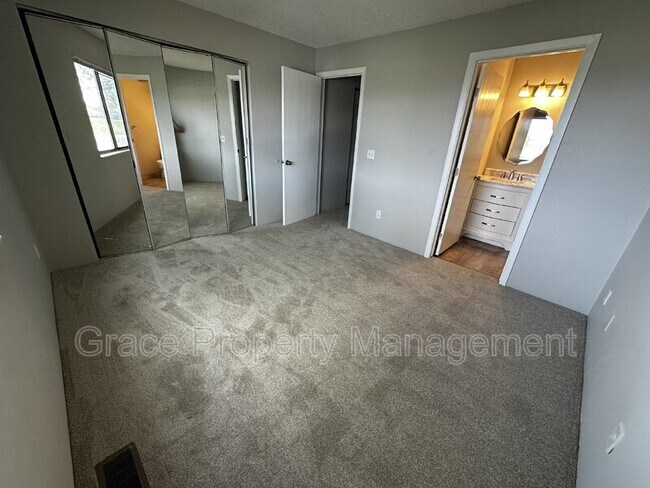 Building Photo - 2740 W 86th Ave