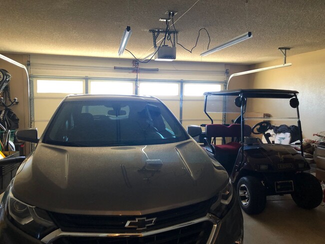 Building Photo - Welcome to this charming 2-bedroom, 2-bathroom house located in Leisure World a 45+ Active Adult ...