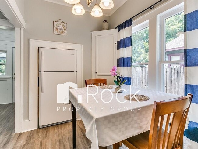 Building Photo - Remodeled 3 Bedroom Bungalow in OKC's Plaza District *Half Off 1st Month's Rent*