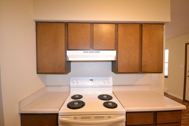 Building Photo - Longton Apartments