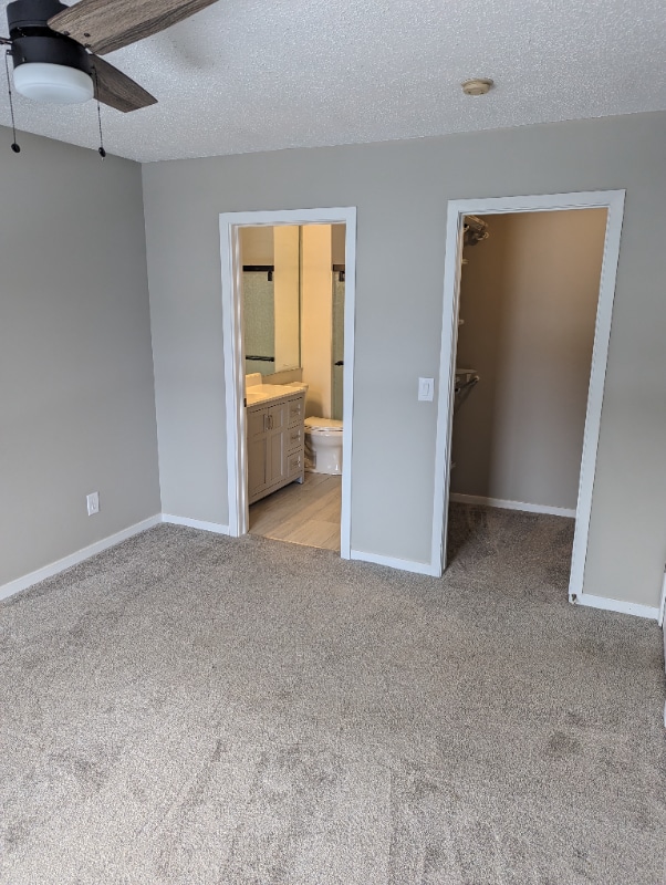 Building Photo - 44900 Bayview Dr