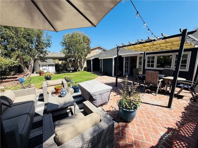 Building Photo - 18071 Westlake Cir