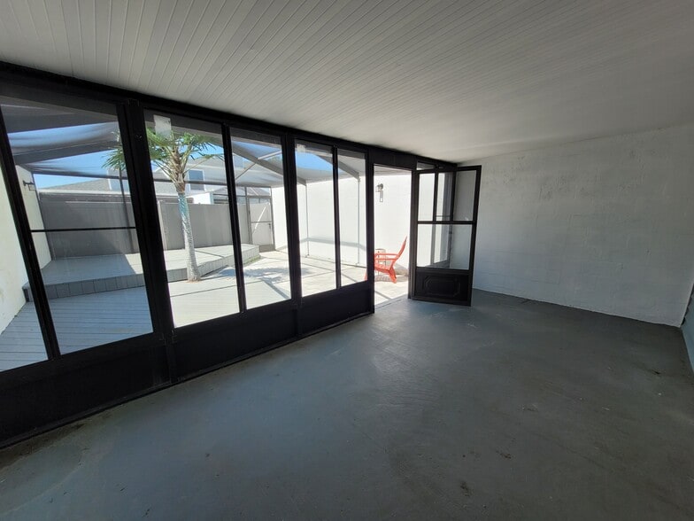 Patio - 11922 Congressional Dr